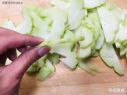 鹅可以吃佛手瓜吗,佛手瓜是否适宜成为鹅的美食